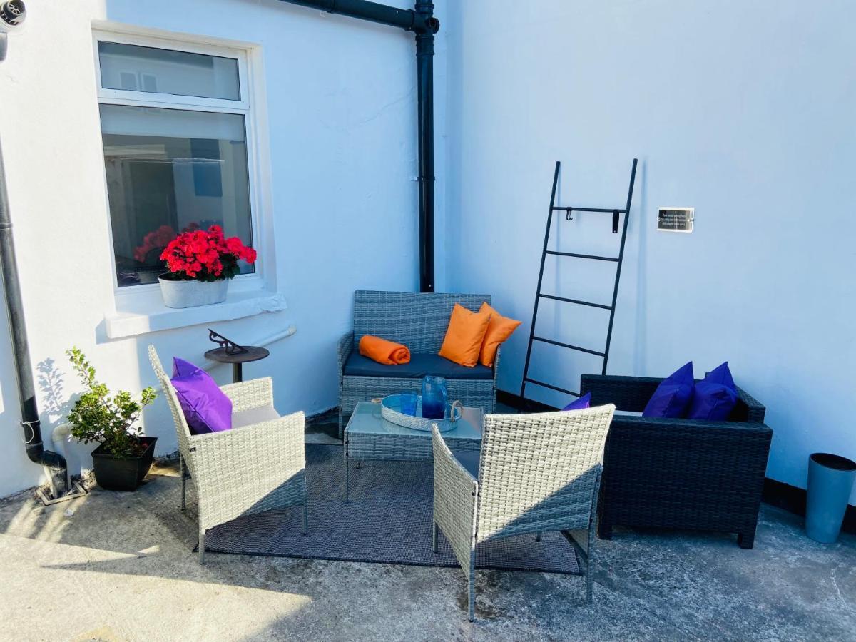 Funky Cozy Cottage With Outside Space Eastbourne Ngoại thất bức ảnh
