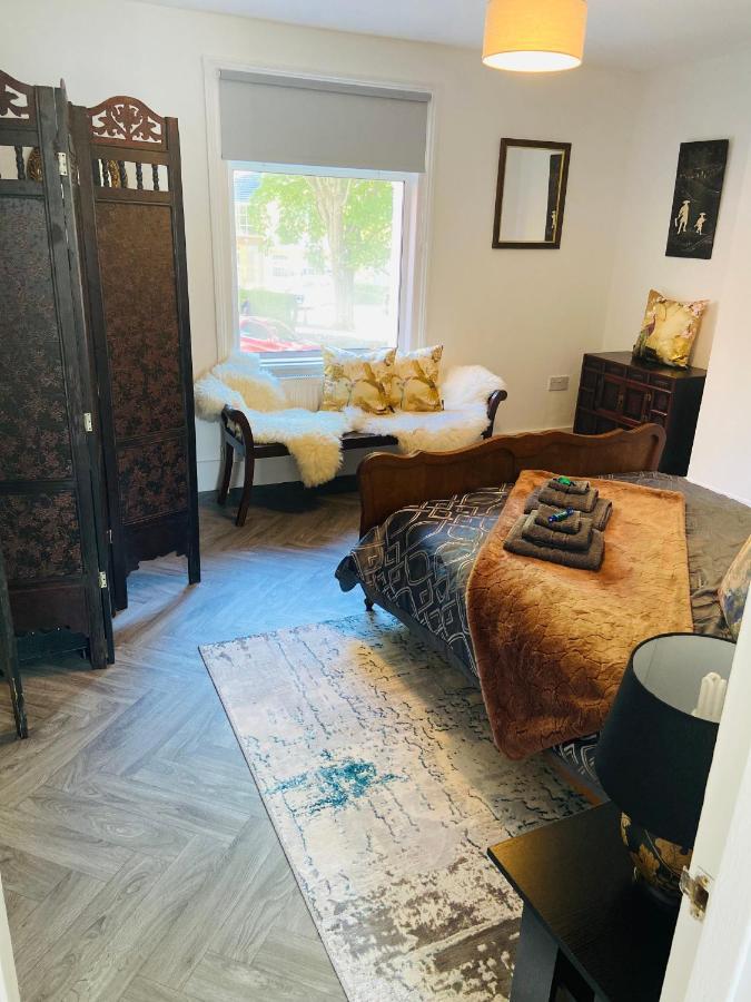 Funky Cozy Cottage With Outside Space Eastbourne Ngoại thất bức ảnh